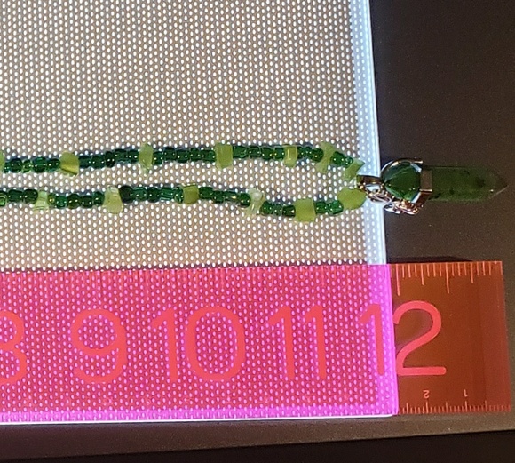 Good Luck Charm Green stone Necklace - Picture 5 of 7